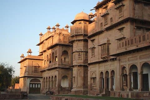 Selbstgeführte Bikaner-Stadtrundfahrt mit One-Way-Transfer nach Jaipur