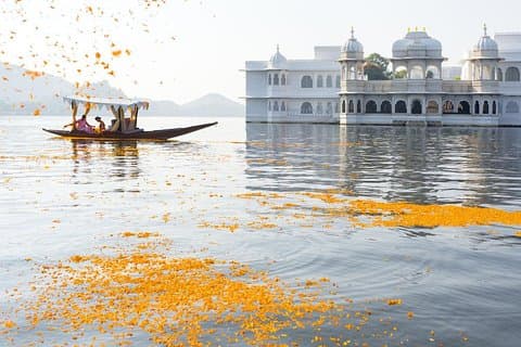 Guidet Udaipur tur med drop off til Jaipur næste dag.