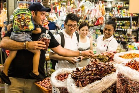 Pink Chili – Thaise kookcursus en markttour in Bangkok
