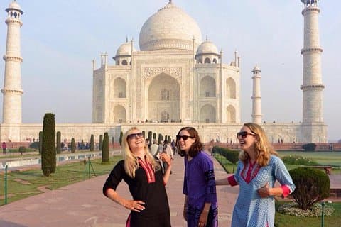 All-inclusive - Luxe privé Sunrise Taj Mahal Agra-dagtour vanuit Delhi