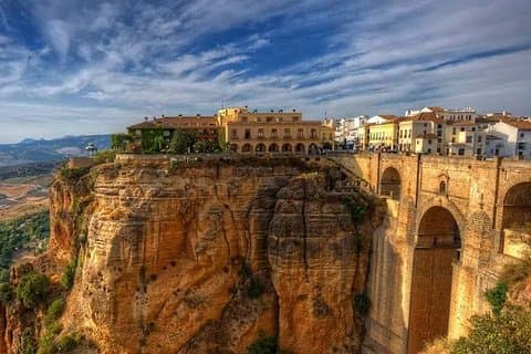 Privata turer från Malaga till Ronda och den vita byn Setenil