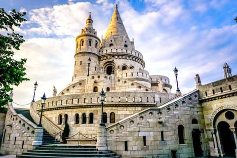 Full Day Private Budapest City Tour With Lunch and Cruise option