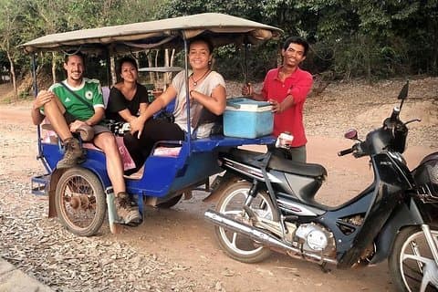 Angkor Tuk Tuk Privat Tour Guide till Angkor Wat Sunrise, Angkor Thom & Ta Prohm