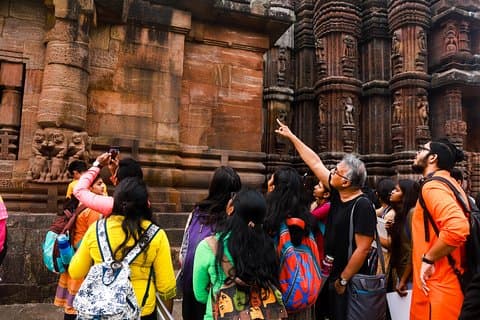 Romantik in Stein gemeißelt - Eine Wanderung zwischen den Tempeln von Bhubaneswar