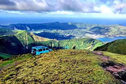 Off the Beaten Track Mezza giornata Sete Cidades Jeep Tour