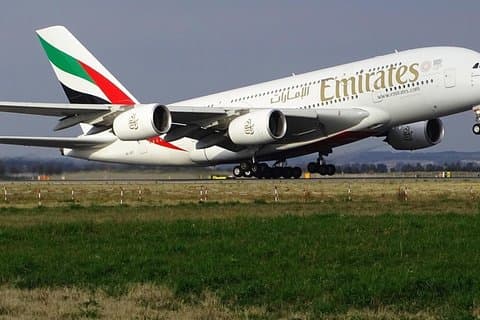 Glasgow by til Glasgow flyplass -Luxury Transfer Chauffeured
