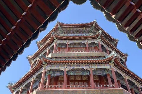 Visite privée à pied approfondie d'une demi-journée du palais d'été
