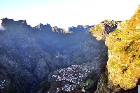 Curral das Freiras e Monte