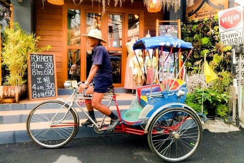 Pacchetto Rent & Ride 4 ore - Chut Thai Rental with Rickshaw (per 2 persone)