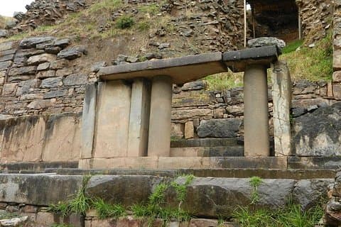 Pre-Inca Ruins of Chavin - ENGLISH guided Private Tour