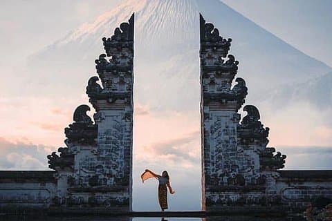Ganztägiges Osttor des Himmels im Lempuyang-Tempel