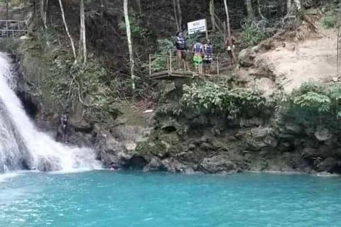 Dunns River, Margaritaville Beach, Riving Tubing og Blue Hole Private Tour