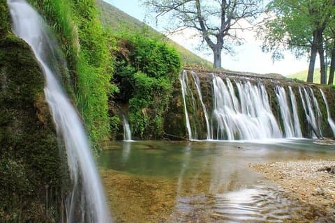 Trekking Through Springs, Caves & Waterfalls With lunch - Umbria