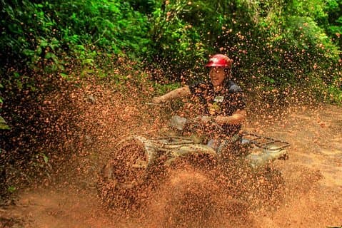 Adrenalintour von Cancun aus mit einer Atv-Erlebnis-Zipline und einer echten Cenote