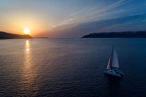 Croisière au coucher du soleil avec barbecue et boissons