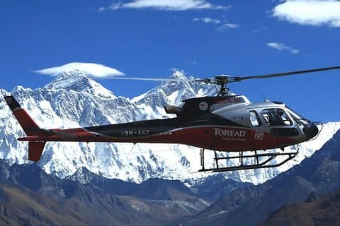 Flyrejser med helikopter til Everest Base Camp: Restauranter i nærheden af Everest View Hotel
