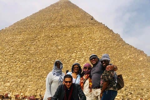 Pyramides VIP de Gizeh,Sphinx,sakkara,Memphis tour + balade à dos de chameau