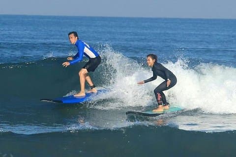 Fun Surf met ervaren coaches op Kuta Beach with Us!