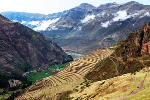 Excursión de día completo al Valle Sagrado, Pisac y Ollantaytambo desde Cusco