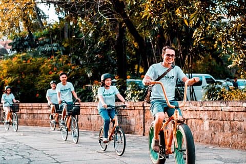 Express Bamboo Bike Tour inside Intramuros