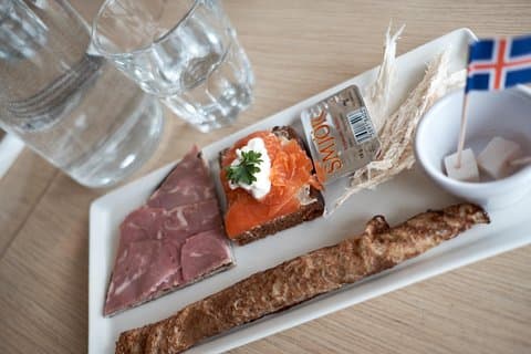 Funky Food & Beer Walk of Reykjavik - Traditionel mad og historie