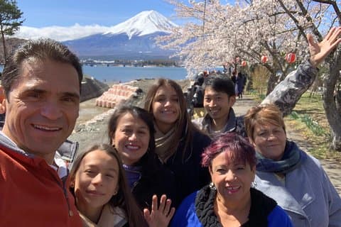 地元の英語を話すドライバーによるプライベートガイド付きの隠れた宝石ツアー