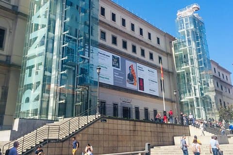 Guided tour of the Reina Sofia Museum in Madrid, entrance fees and pick up at the hotel.