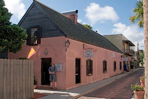 Turbillett til historisk museum