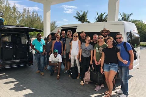 Airport MBJ Round Trip Transfer to Ocho Rios Airbnb Home, Resorts