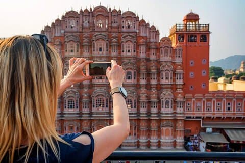 Hotell i nærheten av Jaipur City Palace Hawa Mahal & Jantar Mantar Tour