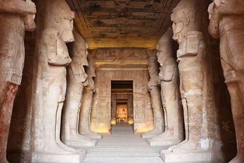 Abu Simbel-templer fra Aswan med fly - privat tur