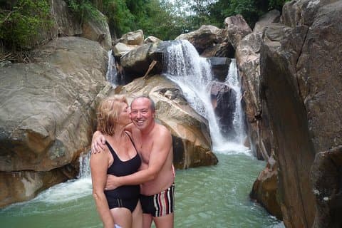 Privat WATERFALL TOUR (TREKKING, CLIMBING, SWIMMING) Av de bankede sporene