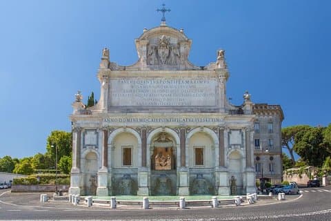 Hidden Gems og Roma Catacomb Semi Private Tour med golfbil
