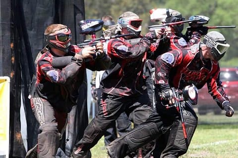 Paintball Krakau 200 Kugeln + privater Hin- und Rücktransfer! :)