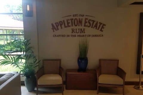 Visite privée du rhum YS Falls et Appleton Estate