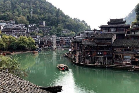 5-daags combinatiepakket van Zhangjiajie met Fenghuang (met de snelle trein)