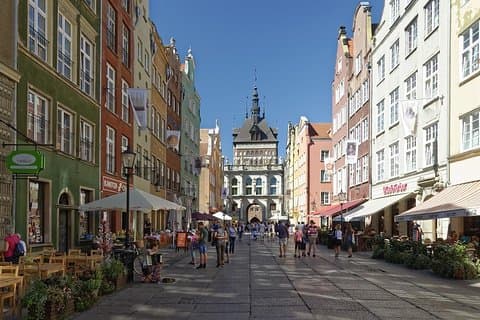 Dreistadt-Privattour mit dem Auto & zu Fuß
