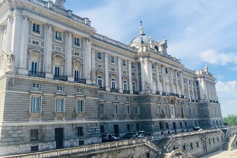Madrids kungliga palats och Pradomuseet privat rundtur med transfer