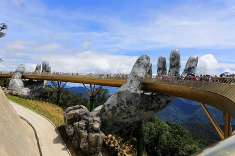 Privat bil transfer från Hoi An till Golden Bridge-Ban Hill (Round trip)