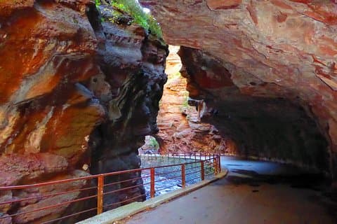 Fabelagtig Red Canyon og Entrevaux privat heldagstur