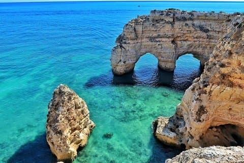 Fra Faro: Besøk Benagil-hulen, Marinha-stranden, Algar Seco og mer