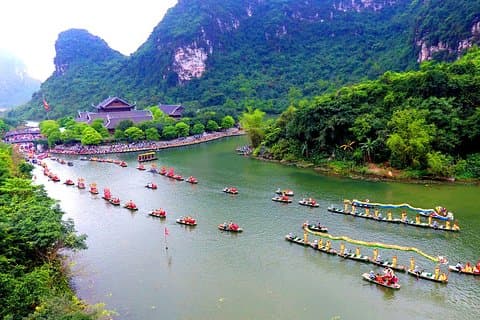 Bai Dinh - Trang An - Hoa Lu - Tam Coc - Mua Cave 2 dager 1 natt
