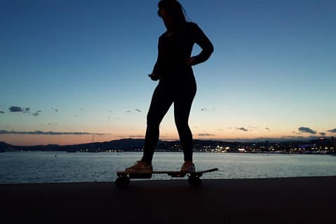 Iniziazione all'e-skateboard e scoperta della città