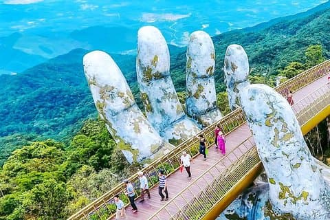 Bus navetta Hoi An al Golden Bridge Ba Na hill