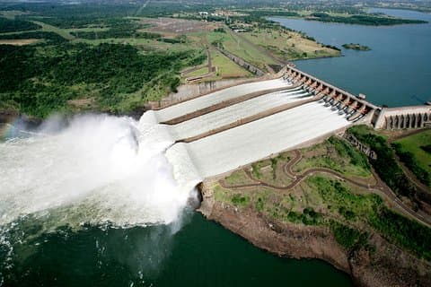 Tour d'une demi-journée au barrage d'Itaipu au départ de Foz Do Iguaçu