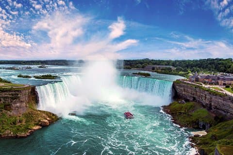 Niagara Falls med ahorn og vin fra Toronto. Lokal oplevelse