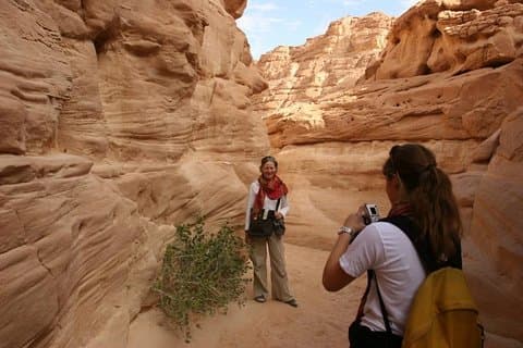 Privat tur til Saint Catherine Monastery og Colored Canyon af Jeep