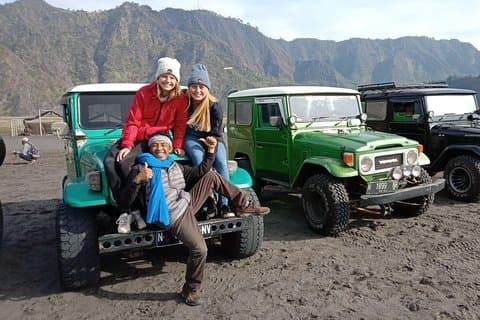 Bromo Ijen Tour Start From Surabaya,malang and end in Banyuwangi