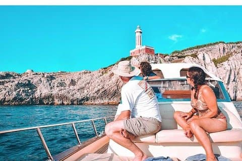 Tour privato in barca fra le meraviglie di Capri e Positano