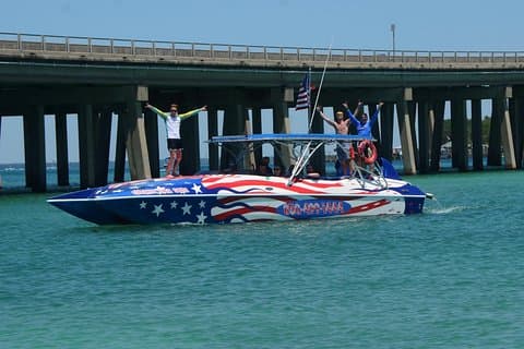 Private Speed Boat Charter with Experienced Captain